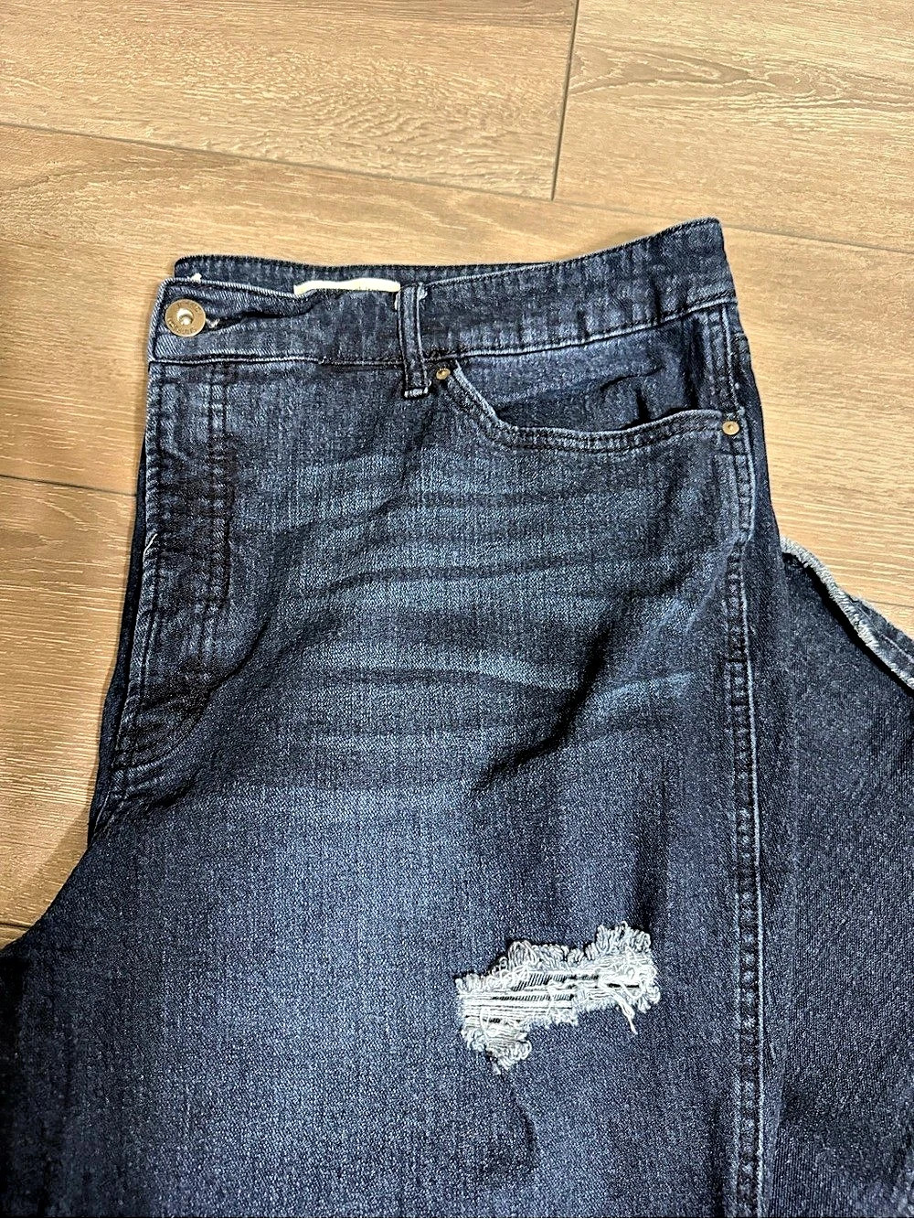Jessica Simpson Distressed Denim Jean Shorts Waist 24